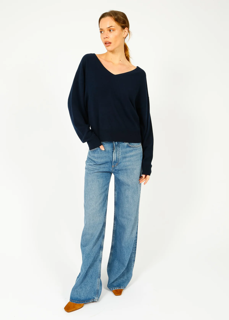 Blondie deep sexy v - navy Cashmere Jumper COLORUSH