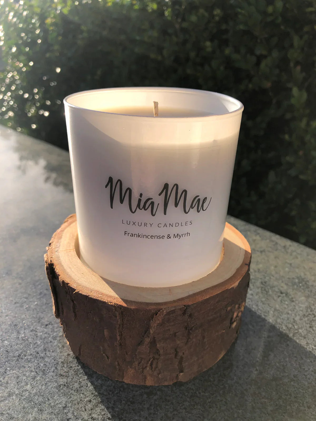 Candle - frankincense & myrrh 220g Accessories Mia Mae