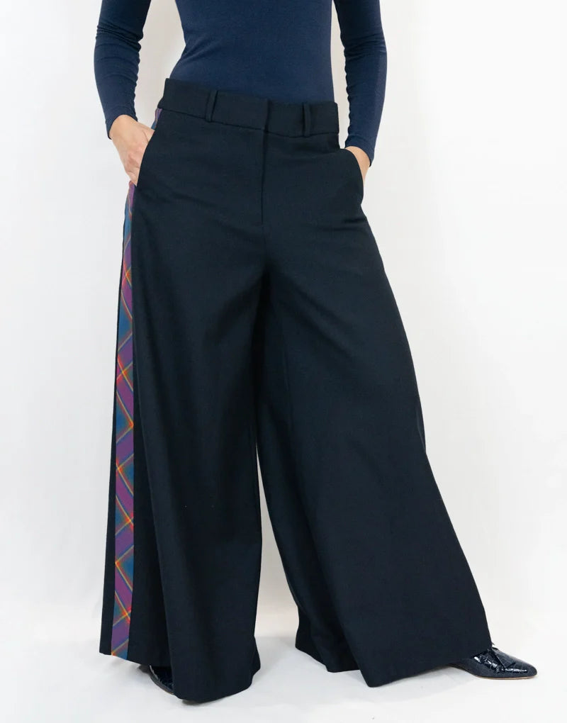 Caputh pant - navy / blair tartan Trousers Bearco