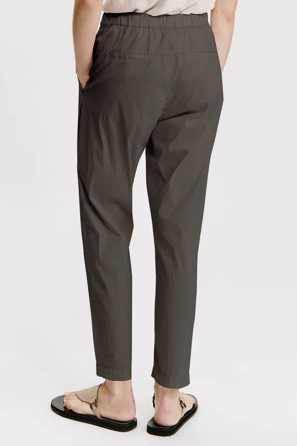 Cfdtrzm224 cotton stretch trousers - mud Trousers Transit