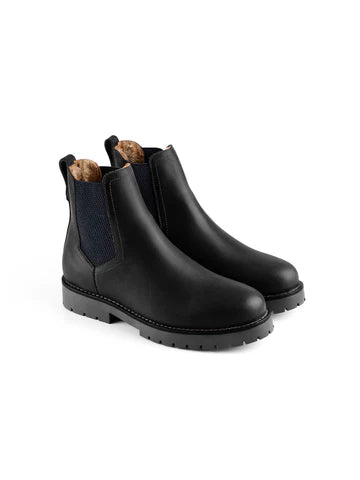 Sheepskin boudica - black leather Short Boots FAIRFAX &